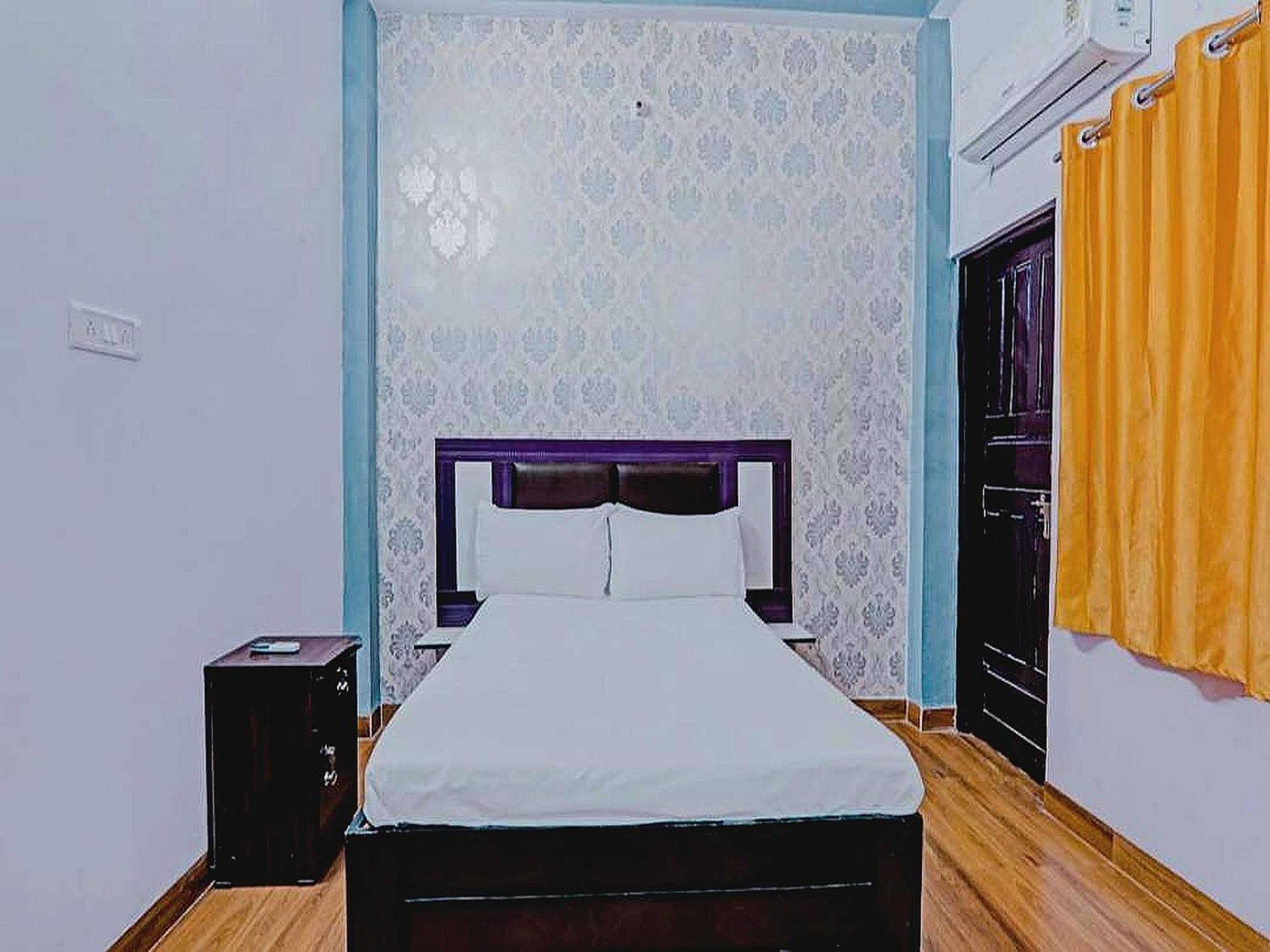 O Rr Palace Hotel *